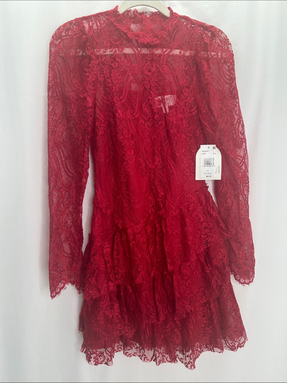 Elegant Red Lace Long-Sleeve Mini Dress